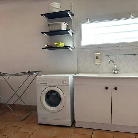 Maison Arromanches: Spacious 5-bedroom With Garden, Near