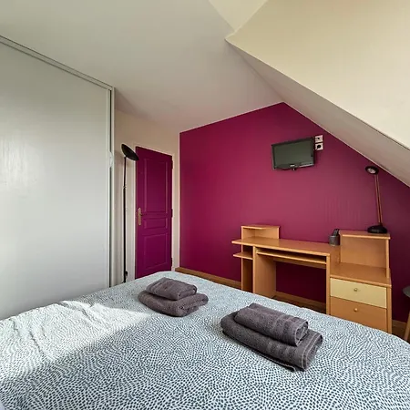 Maison Arromanches: Spacious 5-bedroom With Garden, Near *