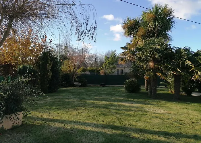 Maison Arromanches: Spacious 5-bedroom With Garden, Near *